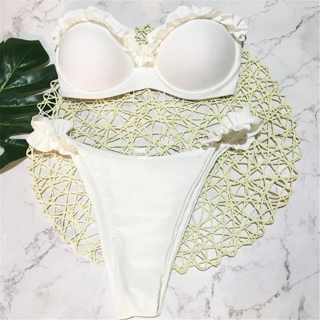 Bandeau Bikini Push Up Set, Bademode mit hohem Beinausschnitt, gerüschte Akzente, aus Nylon und Elasthan, einfarbig und Leopardendruck, Bügelstütze, niedrige Taille, Damenbikini, Passgenauigkeit, Bikiniset mit Pad, erhältlich in den Größen Small, Medium, Large, Verfügbare Farben: Rot, Königsblau, Schwarz, Gelb, Weiß, Kostenloser Versand.