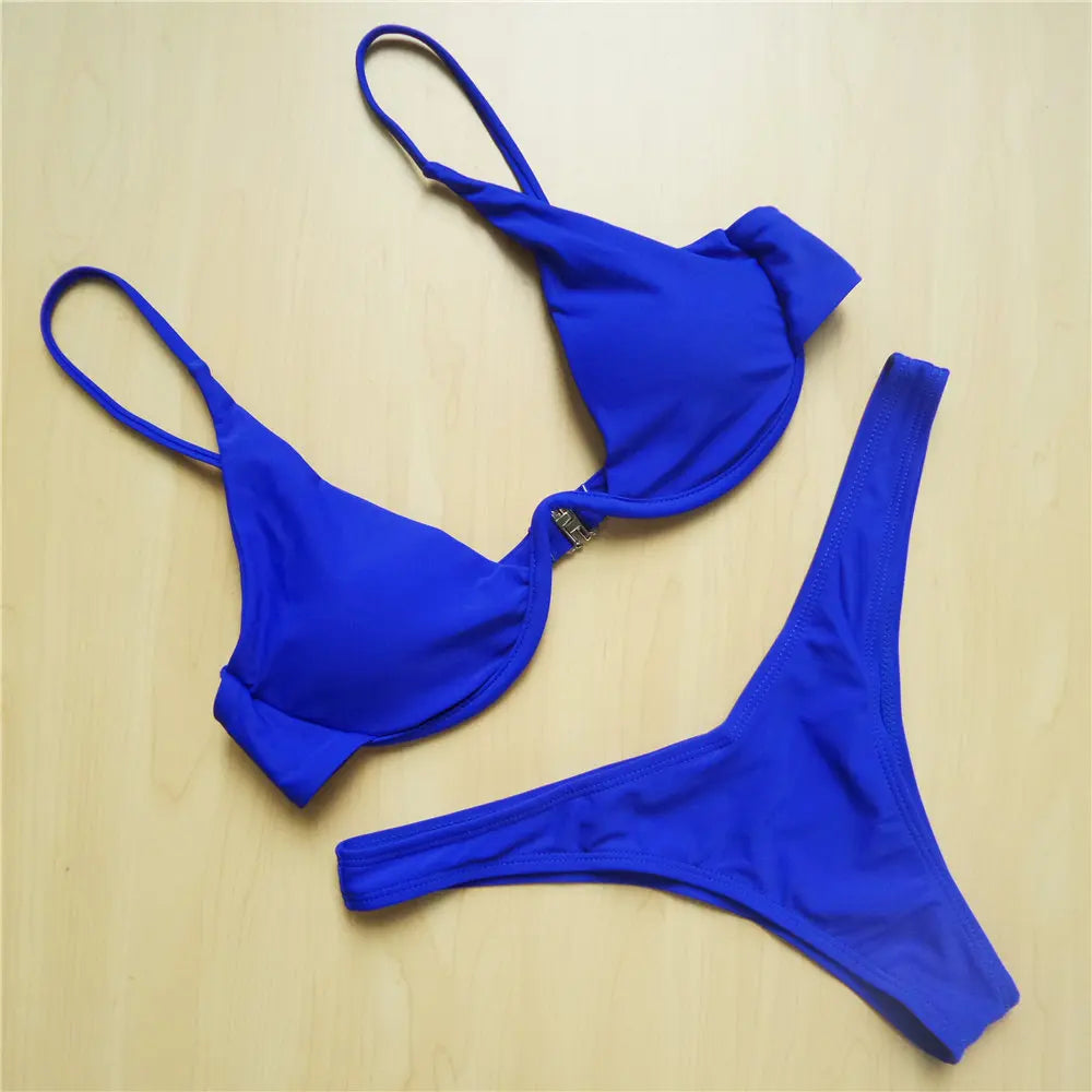 Bügel-Bikini-Set mit V-Bügel-Design für Halt und Stil, Größen S - XL, raffinierte zweiteilige Bademode, Material Nylon, Polyester, Elasthan, Patchwork, festes Muster, Bügelunterstützung, niedrige Taille, größengetreu, erhältlich in Grün mit Schlangendruck, Blau, Schwarz, Grau, Orange mit Schlangendruck, Blau mit Schlangendruck, Neongrün, Gelb mit Schlangendruck, Leopard, Rot, Weinrot, Rot mit Schlangendruck, Weiß mit Schlangendruck, Grün, Rosa mit Schlangendruck