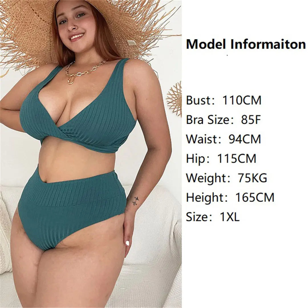Schmeichelhaftes zweiteiliges Bikini-Set aus Rippstrick für Frauen mit allen Kurven in den Größen 0XL bis 4XL. Mit seinem unifarbenen Muster und seiner eng anliegenden Passform ist dieser Bikini mit hoher Taille aus hochelastischem Nylon und Elasthan ein Fest für Komfort und Stil. Erhältlich in den Farben Schwarz, Grün, Wassermelonenrot und Gelb. Perfekt für einen stilvollen Badeanzug zu jeder Jahreszeit.
