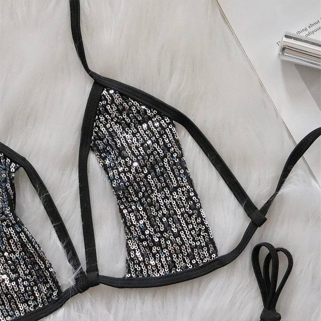 Glänzende Pailletten Halter Cut Out Bikini Set für Frauen, Solid Schwarz und Camel Zweiteilige Badeanzug, Wire Free mit niedriger Taille, Passt genau auf Größe, Erhältlich in Größe S bis L, Perfekt für glitzernde Strand Mode