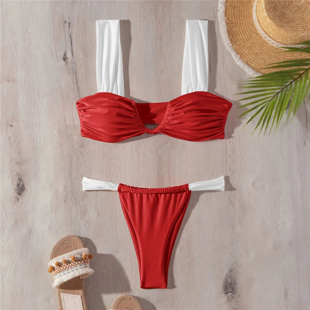 Schickes, faltiges V-Ausschnitt Bikini Set, Zweiteiliger Badeanzug mit hohem Beinausschnitt und V-Ausschnitt Oberteil, aus bequemem Nylon und Elasthan, festes Muster, größengetreue Passform, drahtlos mit niedriger Taille, mit Polster für extra Komfort, erhältlich in Orange, Red Bean, Pinkish und Rot, perfekt für Frauen und Erwachsene, auf Lager mit kostenlosem Versand, brandneuer Zustand
