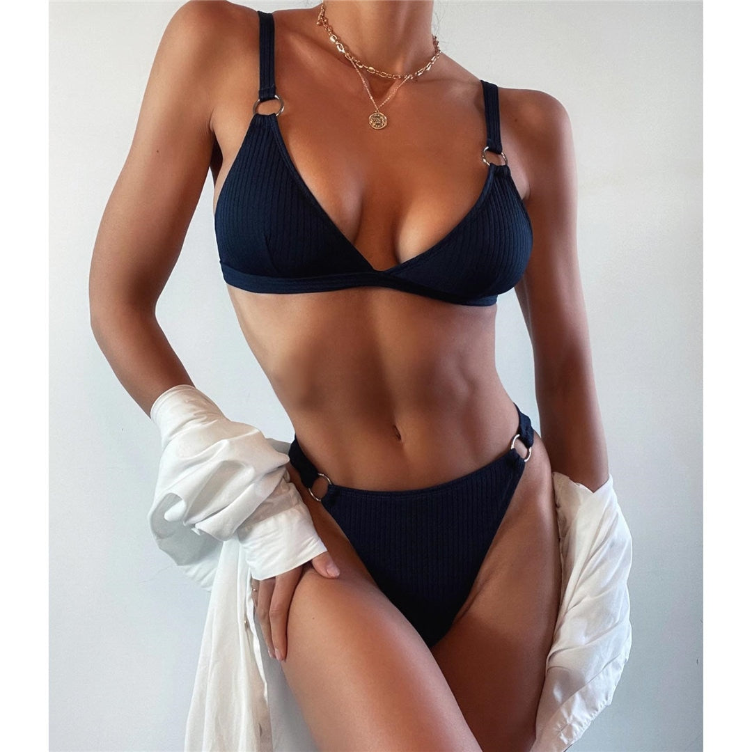 Gerippter Bikini mit mittlerer Taille