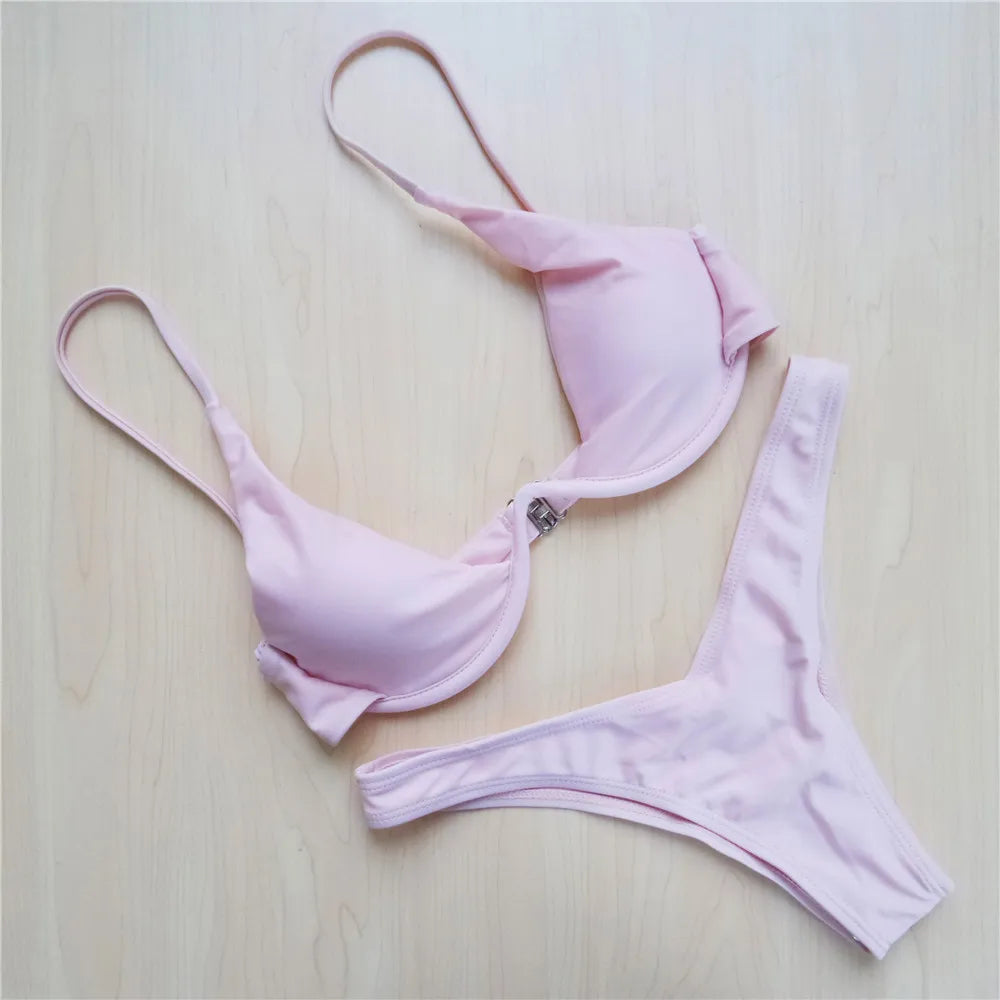 Ensemble bikini à armatures avec barre en V pour le maintien et le style, Tailles S - XL, Maillot de bain deux pièces sophistiqué, Matière Nylon, Polyester, Spandex, Patchwork, Motif uni, Maintien avec armatures, Taille basse, Taille réelle, Disponible en Vert imprimé serpent, Bleu, Noir, Gris, Orange imprimé serpent, Bleu imprimé serpent, Vert néon, Jaune imprimé serpent, Léopard, Rouge, Rouge vin, Rouge imprimé serpent, Blanc imprimé serpent, Vert, Rose imprimé serpent.