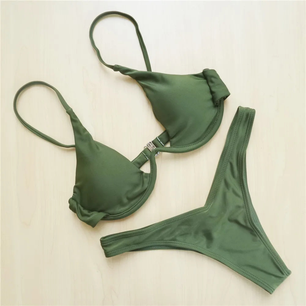 Ensemble bikini à armatures avec barre en V pour le maintien et le style, Tailles S - XL, Maillot de bain deux pièces sophistiqué, Matière Nylon, Polyester, Spandex, Patchwork, Motif uni, Maintien avec armatures, Taille basse, Taille réelle, Disponible en Vert imprimé serpent, Bleu, Noir, Gris, Orange imprimé serpent, Bleu imprimé serpent, Vert néon, Jaune imprimé serpent, Léopard, Rouge, Rouge vin, Rouge imprimé serpent, Blanc imprimé serpent, Vert, Rose imprimé serpent.