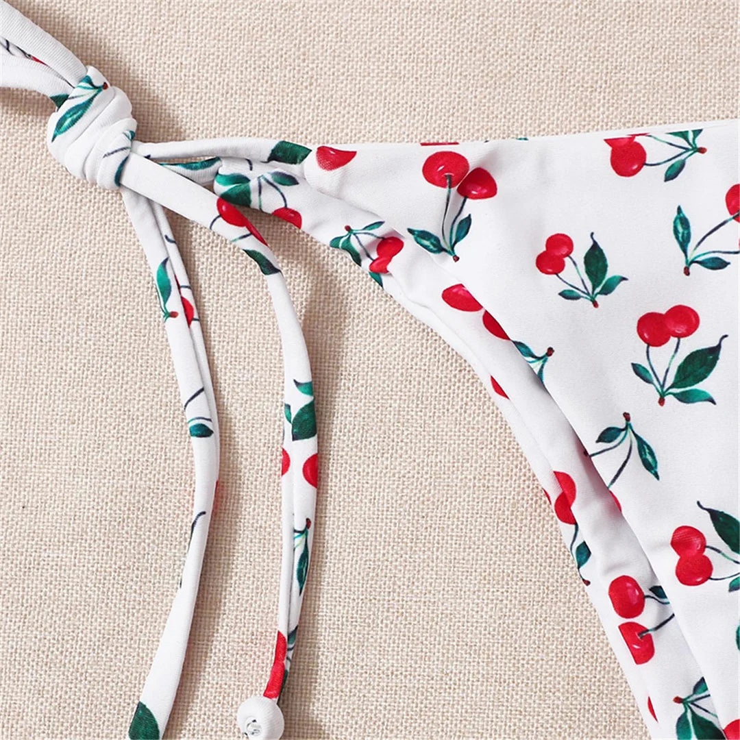 Sweet Cherry Printed Halter Strappy Bikini Set for Women - Costume da bagno due pezzi a vita bassa, realizzato in nylon e spandex, senza fili, taglia giusta - Disponibile nelle taglie dalla XS alla L