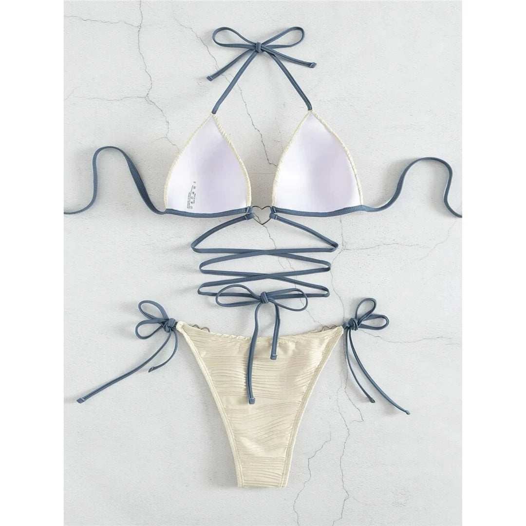 Elegante set di bikini da donna avvolgente e sgualcito, realizzato in nylon e spandex, supporto senza fili, motivo a tinta unita, fedele alla taglia, design a due pezzi, disponibile nelle taglie S, M e L, sensazione di texture contemporanea, perfetto per le attività in spiaggia e il relax in piscina, disponibile nei colori nero, bianco, rosso arancio, multicolore, rosa, giallo chiaro e verde chiaro