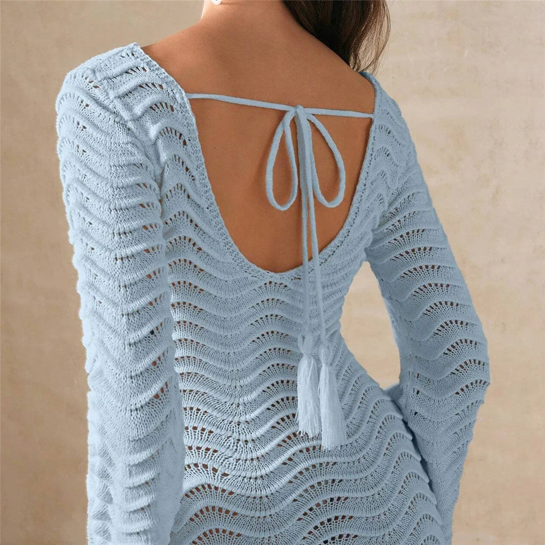 Long sleeve backless crochet knitted tunic with wrinkled pattern in solid colors for a chic beach cover-up.