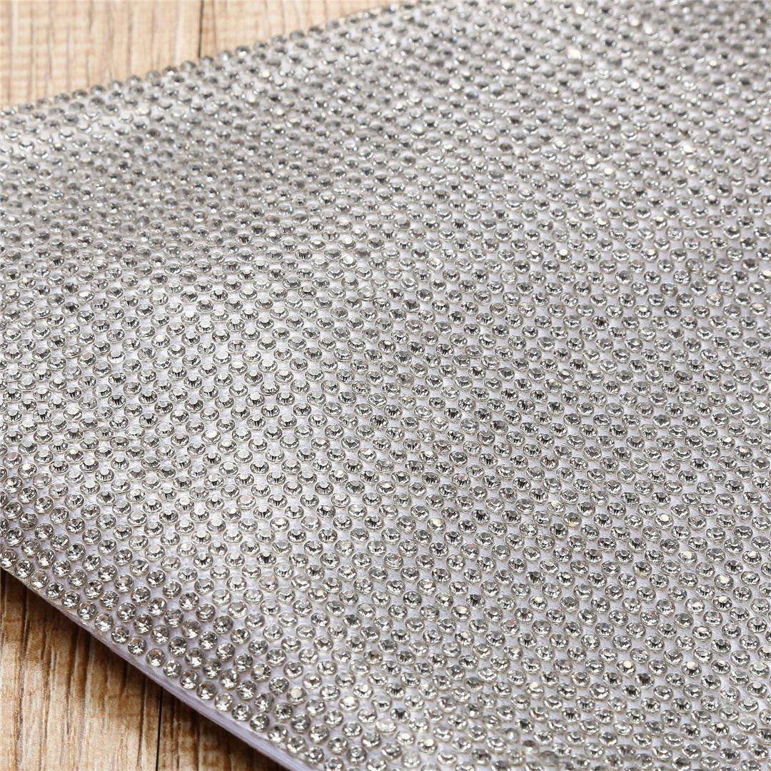 Bikini con cristalli e strass