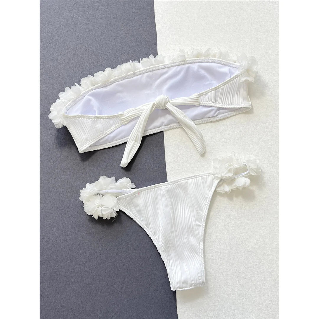 Bandeau Wrinkled Ruffled Bikini Set, Low Waist Two-Piece Swimwear, Made of Nylon and Spandex, Solid Pattern, Wire-Free Comfort, True to Size, Women&#39;s Bikini Set, Comes with Padding, Available in Sizes Small, Medium, and Large, In White Color, Free Shipping.